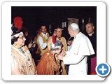KISSING.POPE.HANDS