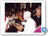 POPE.SHAKING.HANDS